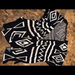 Poncho/ cardigan